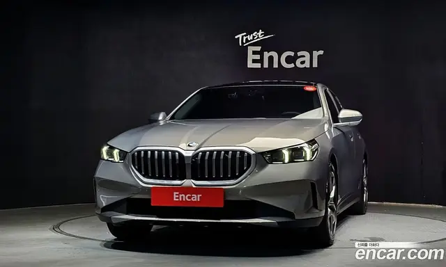 BMW 5 серия 2025 2.0 автомат (гидро), миниатюра 3