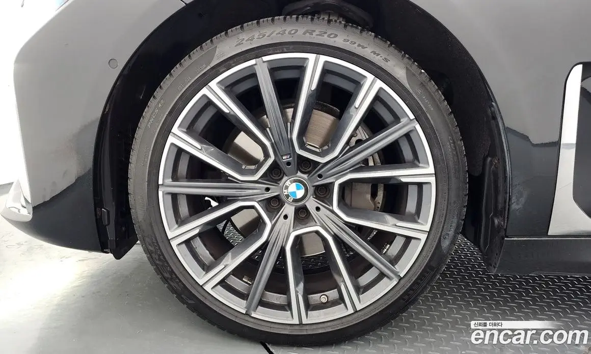 BMW 7 серия 2021 3.0 автомат (гидро), фото 5