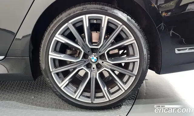 BMW 7 серия 2021 3.0 автомат (гидро), миниатюра 7