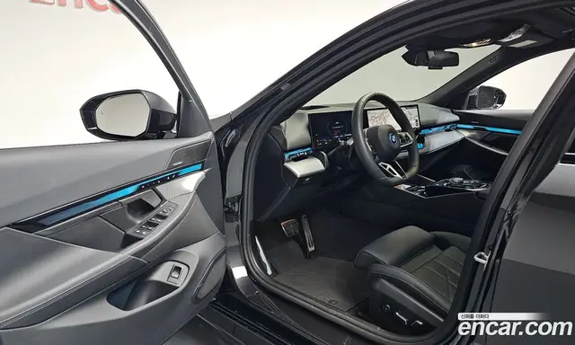 BMW i5 2024 0.2 автомат (гидро), миниатюра 12