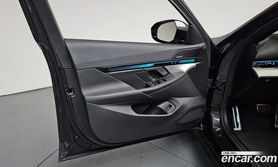 BMW i5 2024 0.2 автомат (гидро), фото 13 BMW i5 2024 0.2 автомат (гидро), фото 13