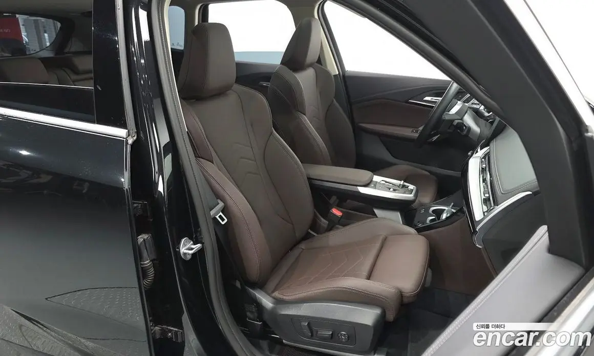 BMW X1 2025 2.0 автомат (гидро), фото 15