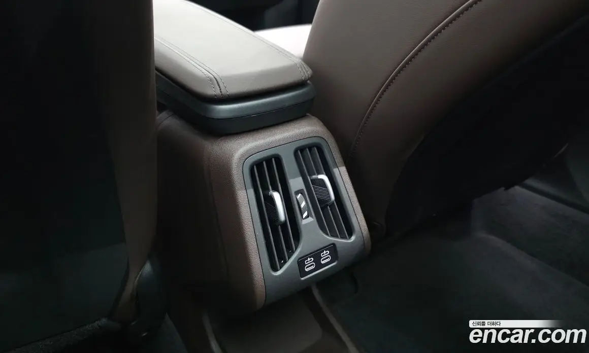 BMW X1 2025 2.0 автомат (гидро), фото 30