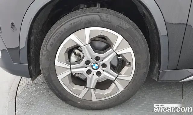 BMW X1 2025 2.0 автомат (гидро), миниатюра 4