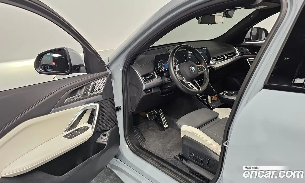 BMW X2 2025 2.0 автомат (гидро), фото 13 BMW X2 2025 2.0 автомат (гидро), фото 13