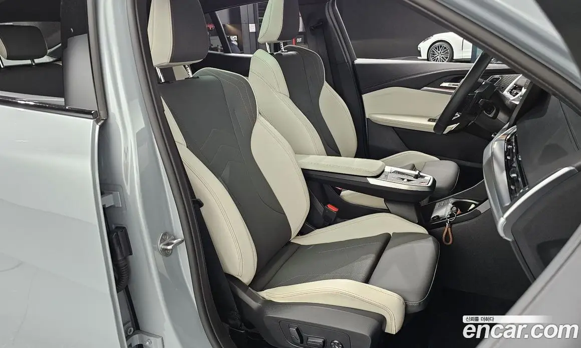 BMW X2 2025 2.0 автомат (гидро), фото 16 BMW X2 2025 2.0 автомат (гидро), фото 16