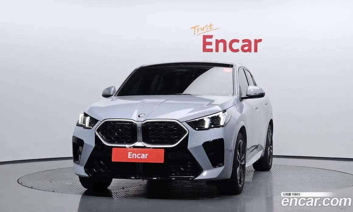BMW X2 2025 2.0 автомат (гидро), фото 3 BMW X2 2025 2.0 автомат (гидро), фото 3