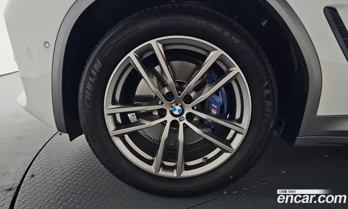 BMW X4 2021 2.0 автомат (гидро), фото 4