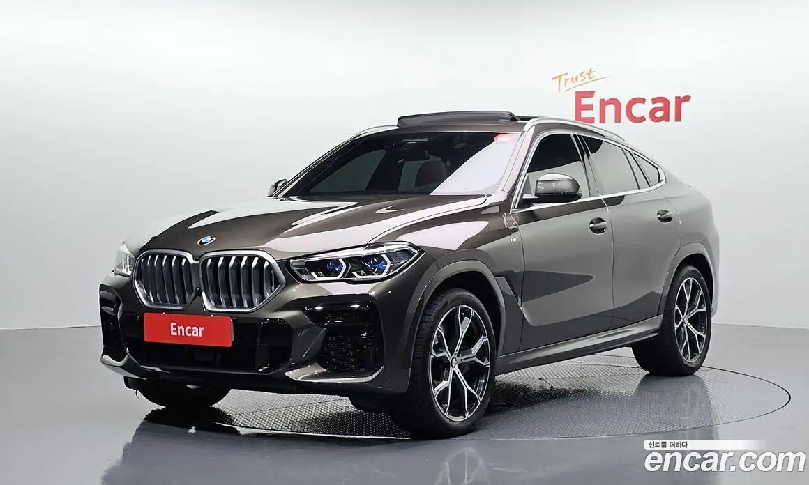 BMW X6 2022 3.0 автомат (гидро), фото 1 BMW X6 2022 3.0 автомат (гидро), фото 1