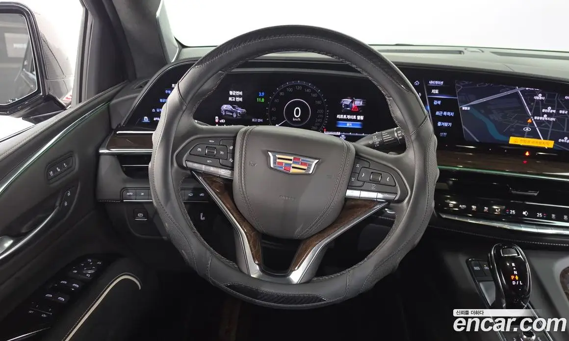 Cadillac Escalade 2023 6.2 автомат (гидро), фото 13