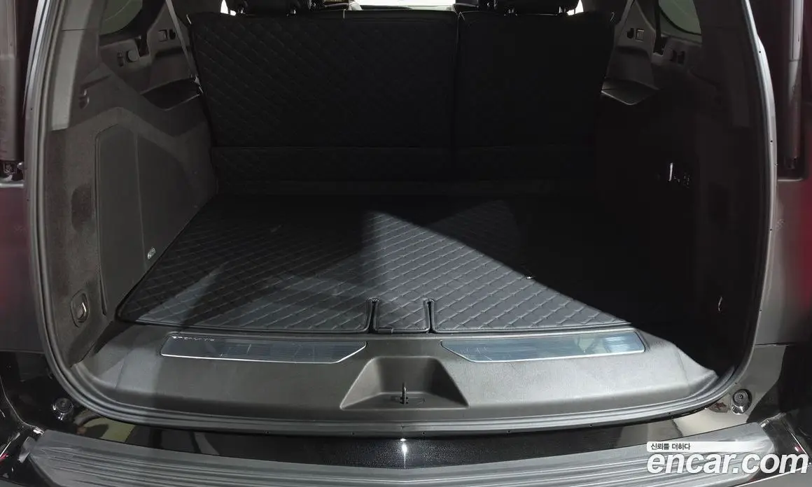 Cadillac Escalade 2023 6.2 автомат (гидро), фото 20