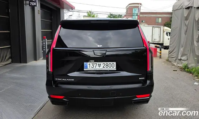 Cadillac Escalade 2023 6.2 автомат (гидро), миниатюра 4
