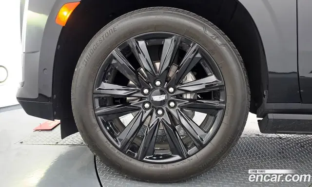 Cadillac Escalade 2023 6.2 автомат (гидро), миниатюра 5