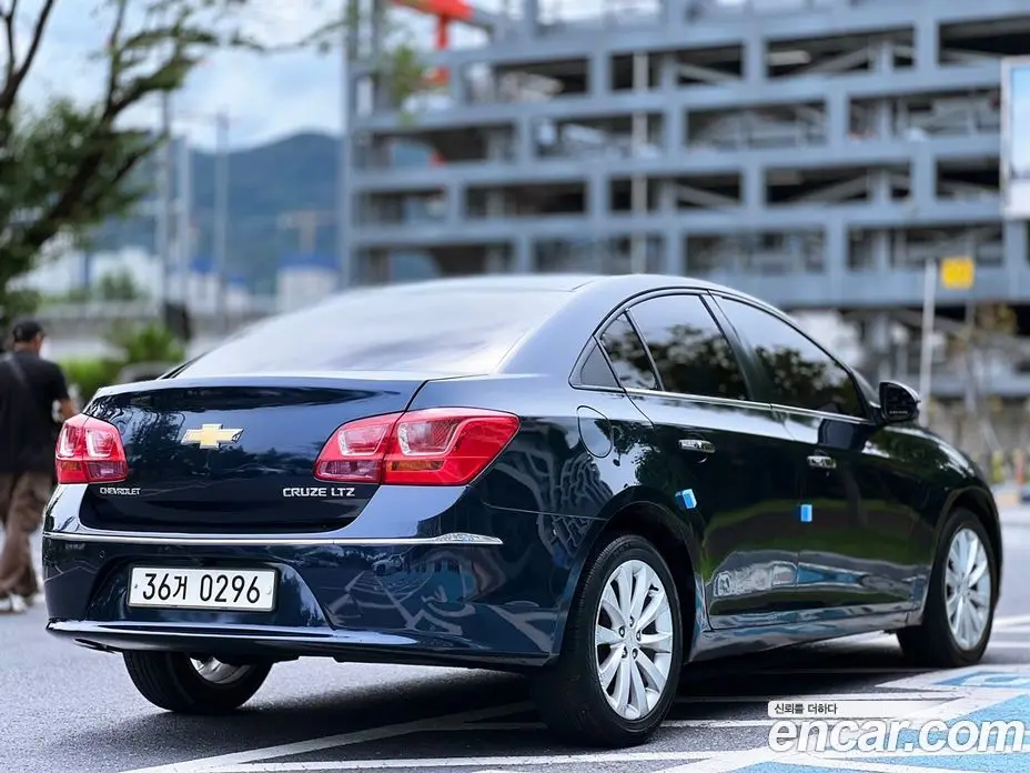 Chevrolet Cruze 2016 1.8 автомат (гидро), фото 2 Chevrolet Cruze 2016 1.8 автомат (гидро), фото 2