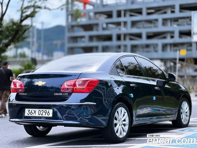 Chevrolet Cruze 2016 1.8 автомат (гидро), миниатюра 2 Chevrolet Cruze 2016 1.8 автомат (гидро), миниатюра 2