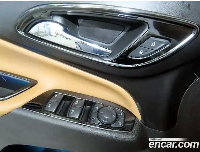 Chevrolet Equinox 2019 1.6 автомат (гидро), миниатюра 12