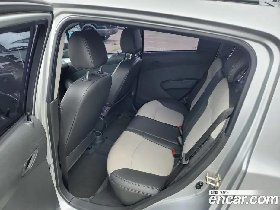 Chevrolet Matiz 2010 1.0 автомат (гидро), фото 10