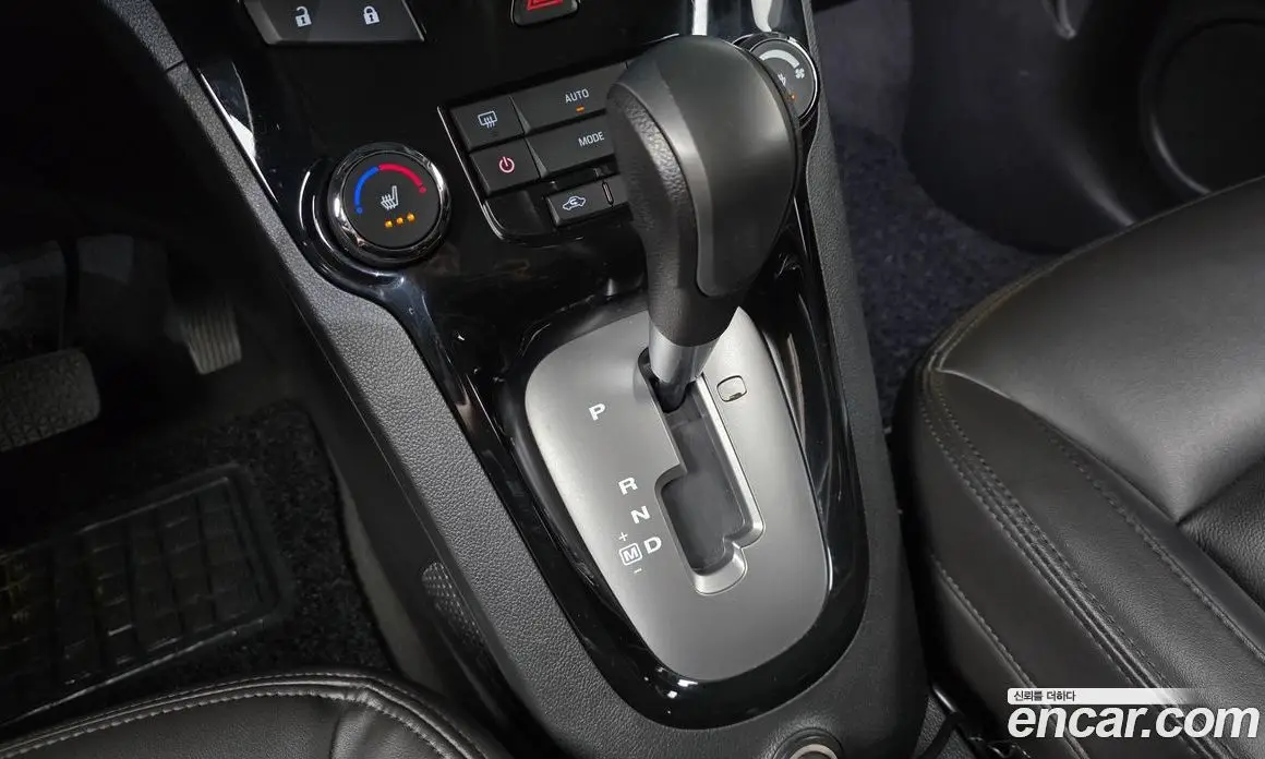 Chevrolet Orlando 2012 2.0 автомат (гидро), фото 9