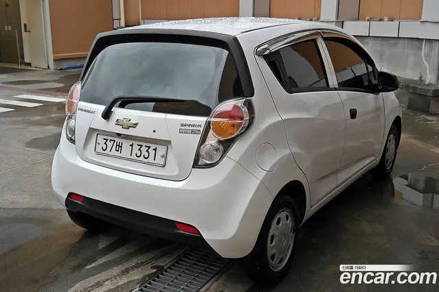 Chevrolet Spark 2011 1.0 автомат (гидро), миниатюра 2