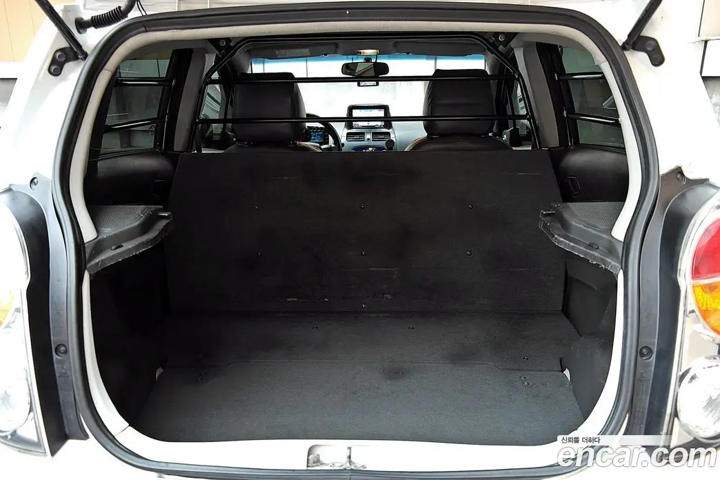 Chevrolet Spark 2011 1.0 автомат (гидро), фото 19