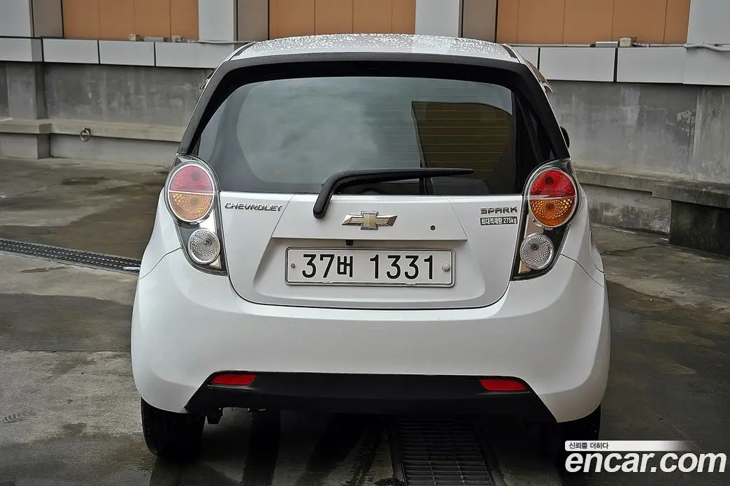 Chevrolet Spark 2011 1.0 автомат (гидро), фото 4