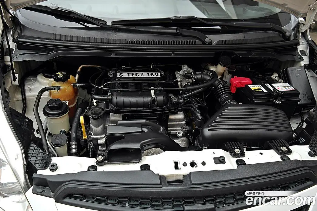 Chevrolet Spark 2011 1.0 автомат (гидро), фото 8