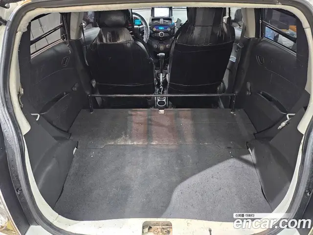 Chevrolet Spark 2011 1.0 автомат (гидро), миниатюра 7