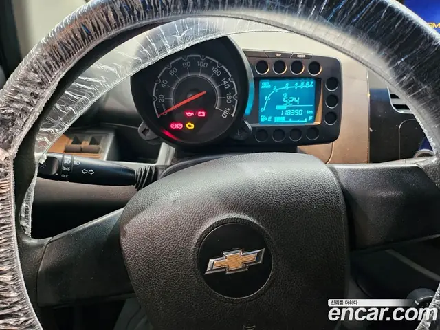 Chevrolet Spark 2011 1.0 автомат (гидро), миниатюра 9