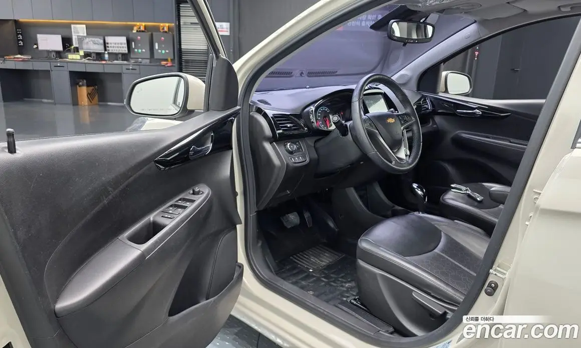 Chevrolet Spark 2016 1.0 автомат (гидро), фото 12 Chevrolet Spark 2016 1.0 автомат (гидро), фото 12