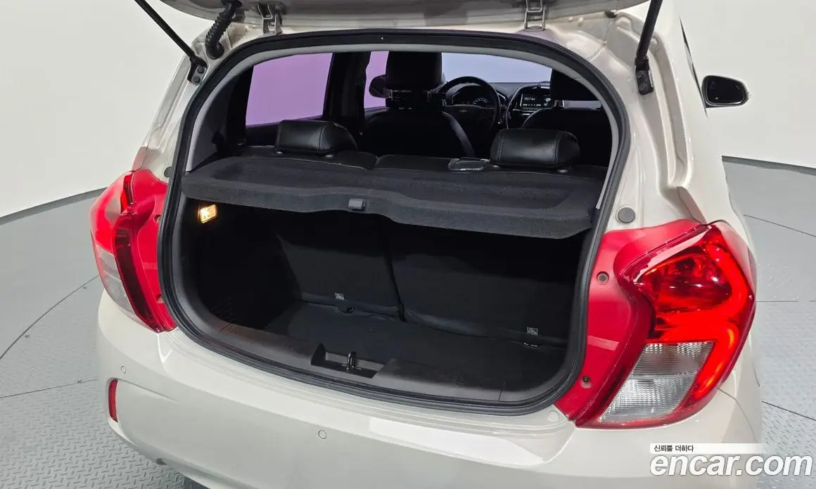 Chevrolet Spark 2016 1.0 автомат (гидро), фото 31 Chevrolet Spark 2016 1.0 автомат (гидро), фото 31