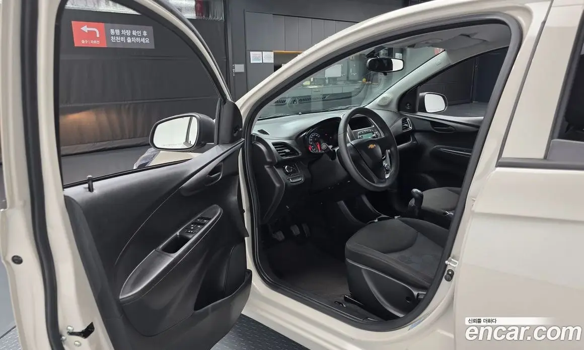 Chevrolet Spark 2017 1.0 механика, фото 12 Chevrolet Spark 2017 1.0 механика, фото 12