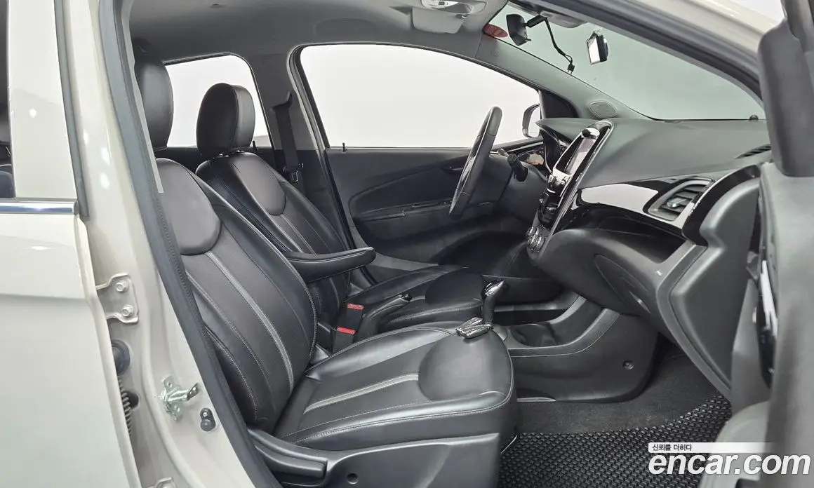 Chevrolet Spark 2021 1.0 автомат (гидро), фото 11
