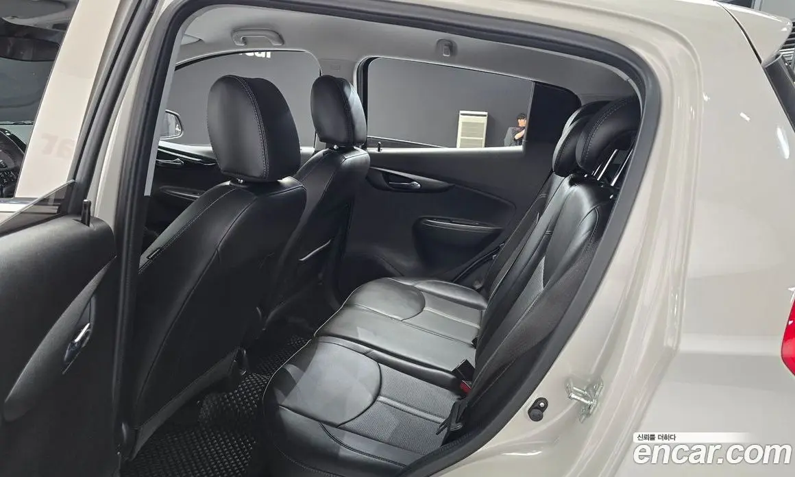 Chevrolet Spark 2021 1.0 автомат (гидро), фото 12
