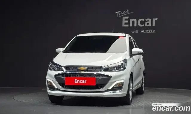 Chevrolet Spark 2022 1.0 автомат (гидро), миниатюра 3