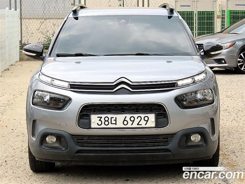 Citroen C4 Cactus 2018 1.6 автомат (гидро), фото 1 Citroen C4 Cactus 2018 1.6 автомат (гидро), фото 1