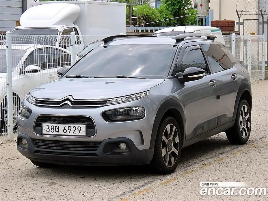 Citroen C4 Cactus 2018 1.6 автомат (гидро), фото 2 Citroen C4 Cactus 2018 1.6 автомат (гидро), фото 2