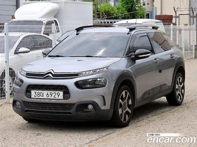 Citroen C4 Cactus 2018 1.6 автомат (гидро), миниатюра 2 Citroen C4 Cactus 2018 1.6 автомат (гидро), миниатюра 2