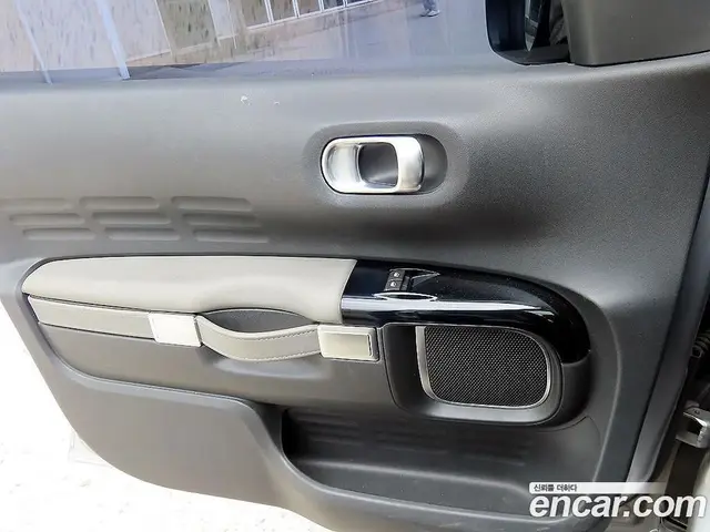 Citroen C4 Cactus 2018 1.6 автомат (гидро), миниатюра 11 Citroen C4 Cactus 2018 1.6 автомат (гидро), миниатюра 11