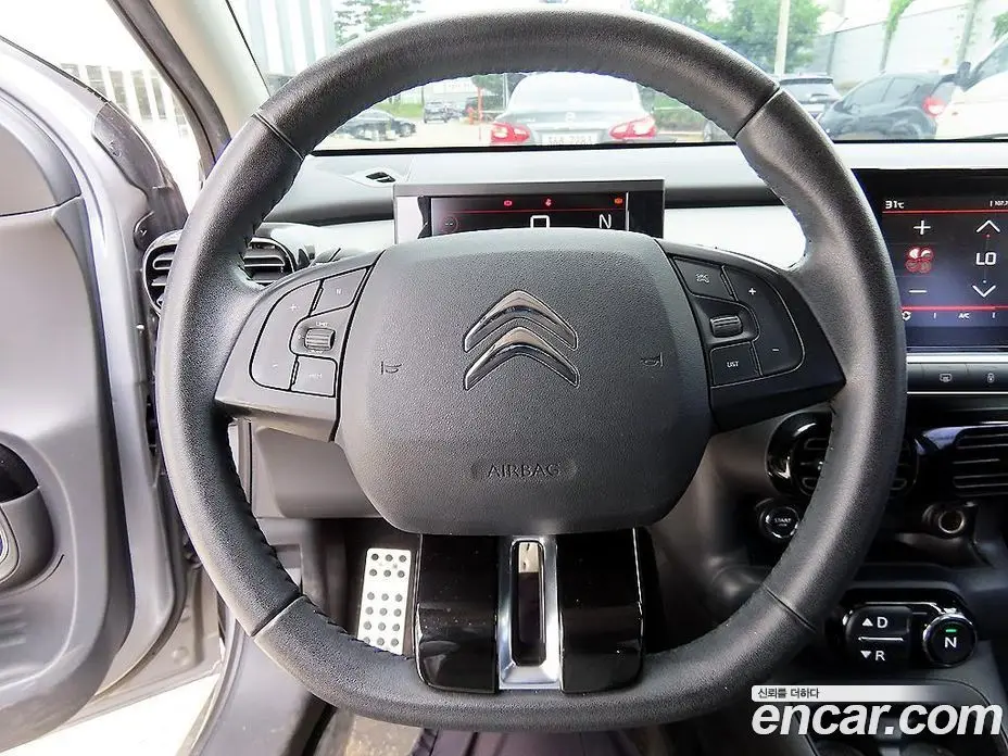 Citroen C4 Cactus 2018 1.6 автомат (гидро), фото 8 Citroen C4 Cactus 2018 1.6 автомат (гидро), фото 8