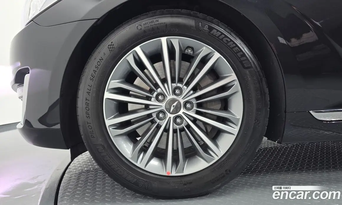 Genesis EQ900 2018 3.8 автомат (гидро), фото 5 Genesis EQ900 2018 3.8 автомат (гидро), фото 5