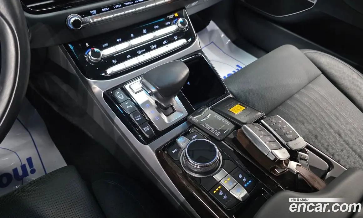 Genesis EQ900 2018 3.8 автомат (гидро), фото 9 Genesis EQ900 2018 3.8 автомат (гидро), фото 9