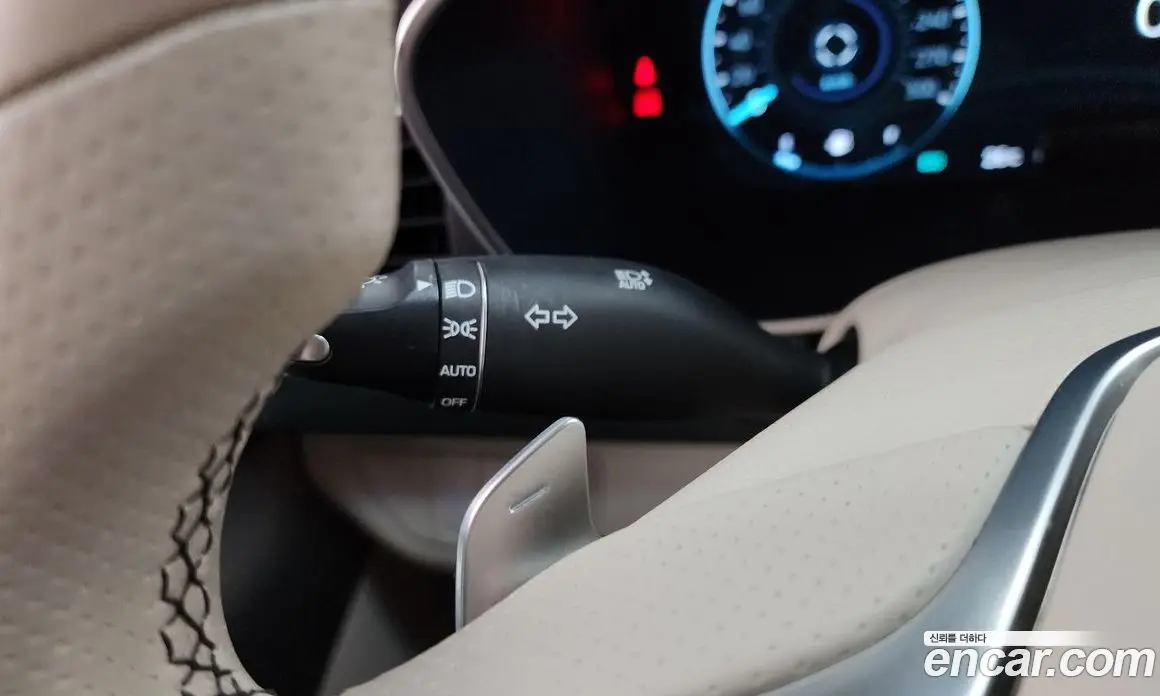 Genesis G70 2021 2.0 автомат (гидро), фото 27 Genesis G70 2021 2.0 автомат (гидро), фото 27