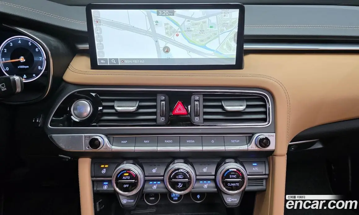 Genesis G70 2022 2.0 автомат (гидро), фото 14 Genesis G70 2022 2.0 автомат (гидро), фото 14