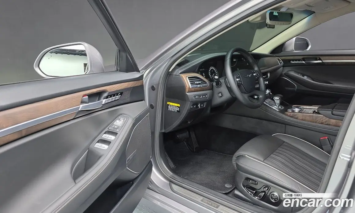 Genesis G90 2021 3.8 автомат (гидро), фото 18 Genesis G90 2021 3.8 автомат (гидро), фото 18
