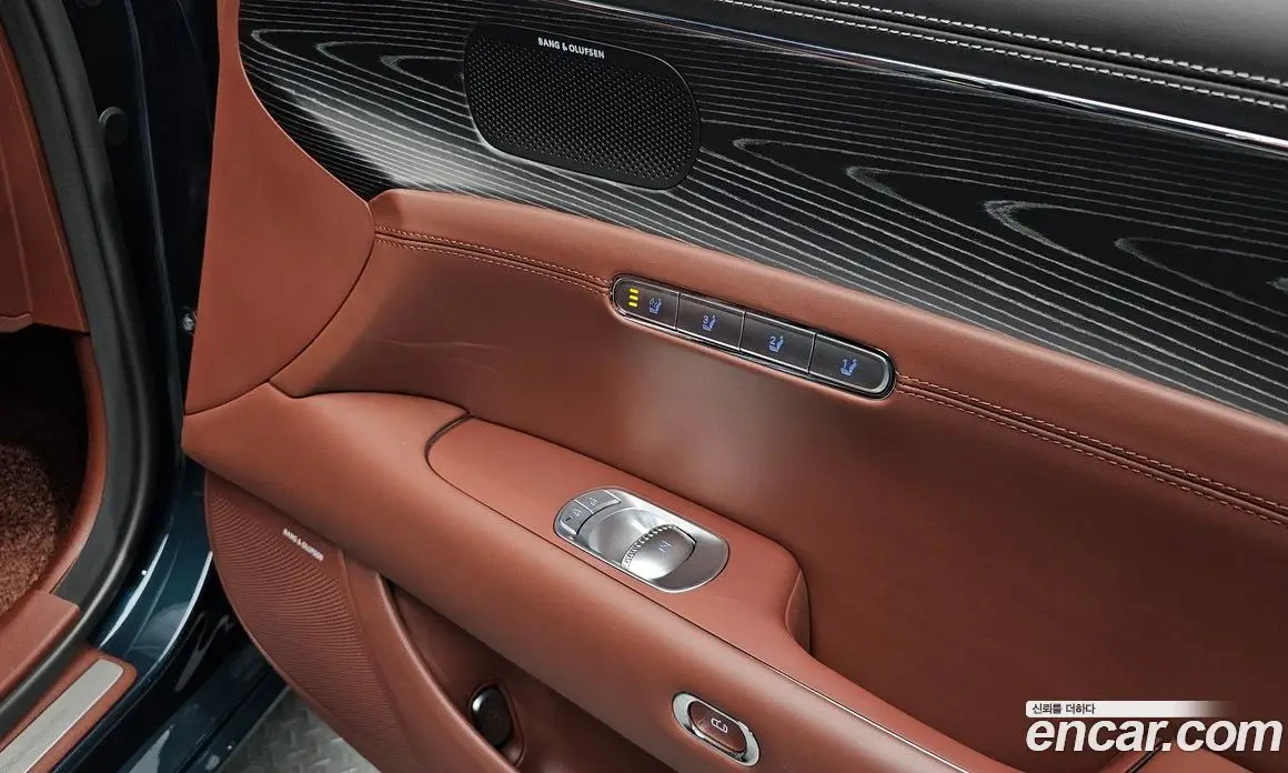 Genesis G90 2022 3.5 автомат (гидро), фото 38 Genesis G90 2022 3.5 автомат (гидро), фото 38