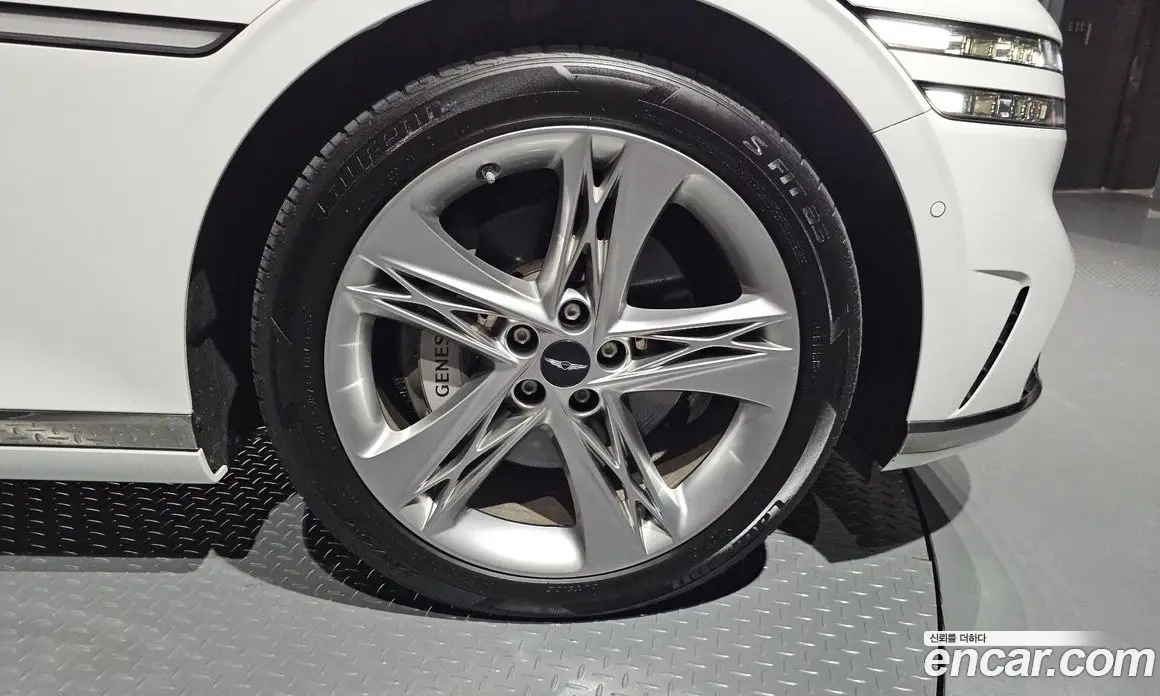 Genesis G90 2022 3.5 автомат (гидро), фото 7 Genesis G90 2022 3.5 автомат (гидро), фото 7