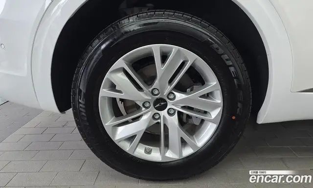 Genesis GV70 2025 2.5 автомат (гидро), миниатюра 5