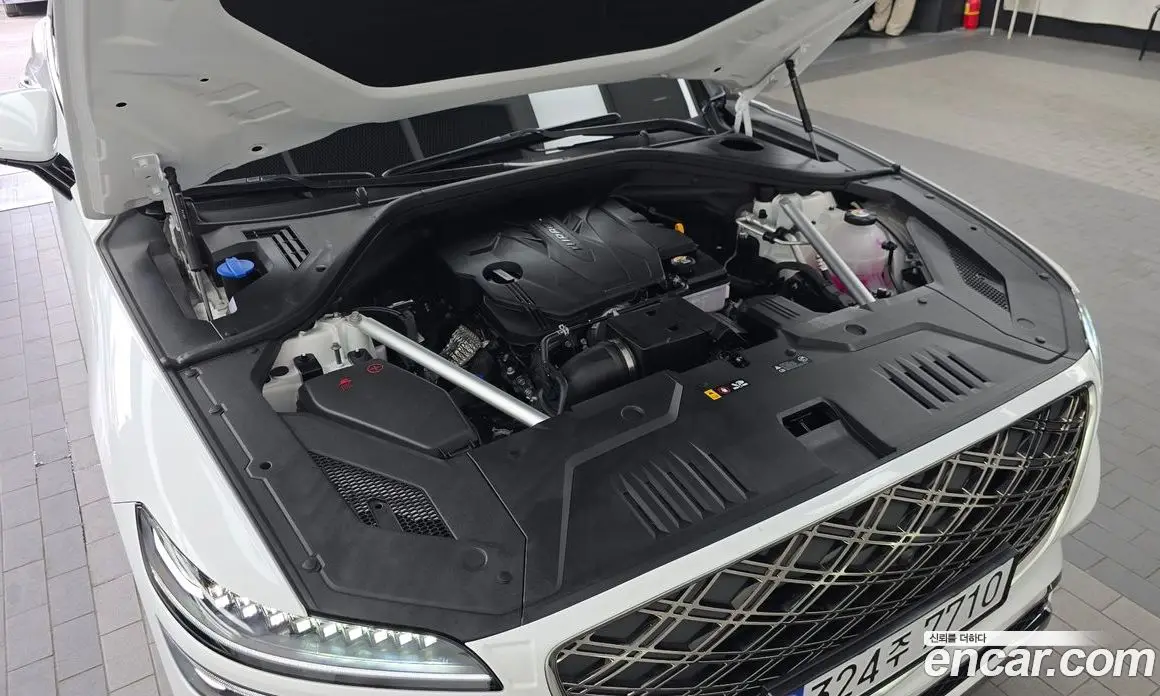 Genesis GV70 2025 2.5 автомат (гидро), фото 6
