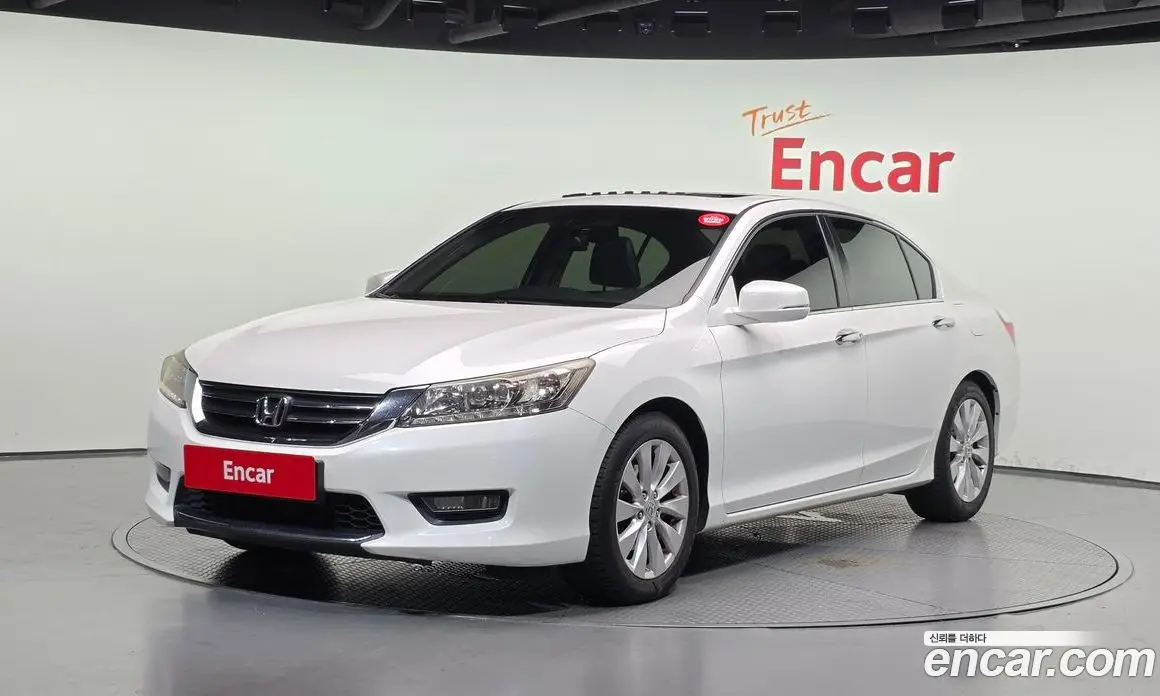 Honda Accord 2015 2.4 автомат (гидро), фото 1 Honda Accord 2015 2.4 автомат (гидро), фото 1