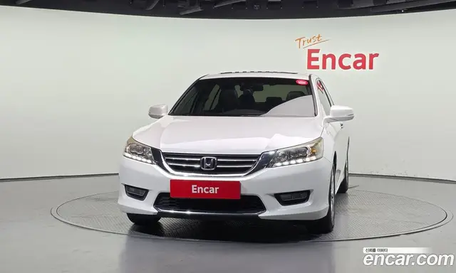 Honda Accord 2015 2.4 автомат (гидро), миниатюра 3 Honda Accord 2015 2.4 автомат (гидро), миниатюра 3